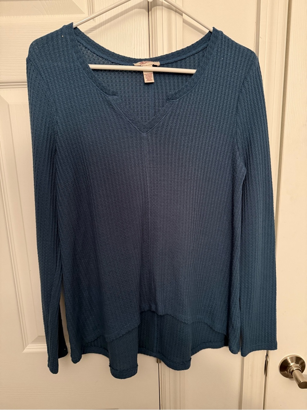 Arizona Jean Company Teal-Blue Waffle V-Neck Long Sleeve Top